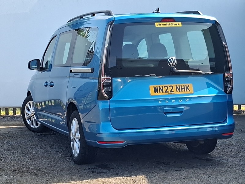Volkswagen Caddy Maxi Life 2.0 Tdi 122 Life Dsg Blue #2
