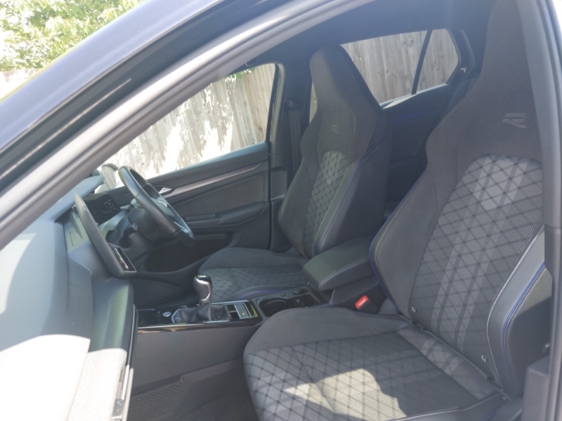Volkswagen Golf 1.5 Etsi 150 R-line Dsg Black #5