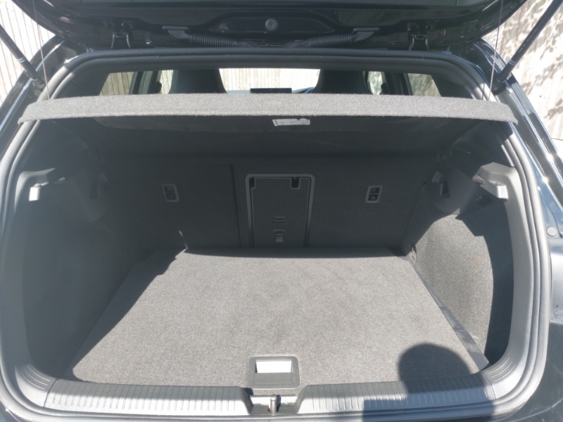 Volkswagen Golf 1.5 Etsi 150 R-line Dsg Black #18