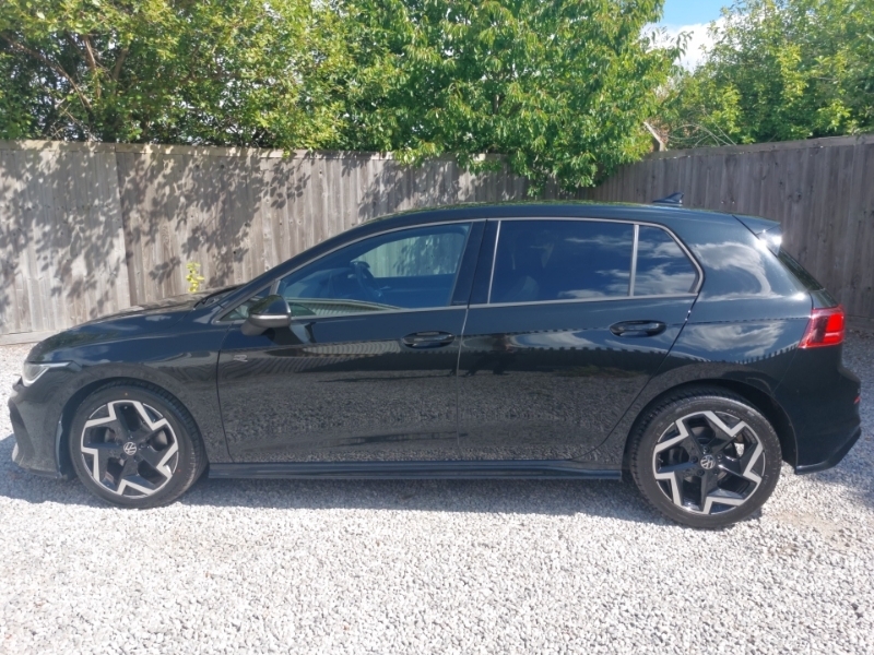 Volkswagen Golf 1.5 Etsi 150 R-line Dsg Black #4