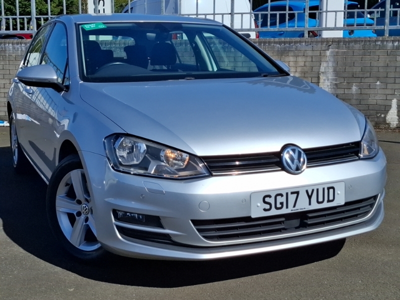 Volkswagen Golf 1.6 Tdi 110 Match Edition Silver