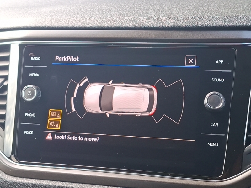 Volkswagen T-Roc 1.0 Tsi Design Red #9