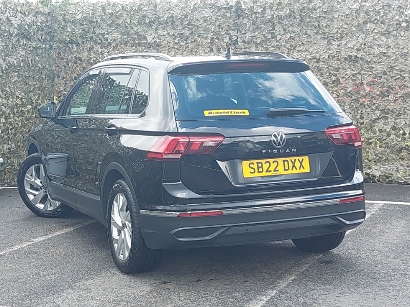 Volkswagen Tiguan 1.5 Tsi Life Black #2