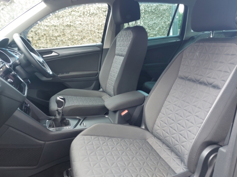 Volkswagen Tiguan 1.5 Tsi Life Black #5