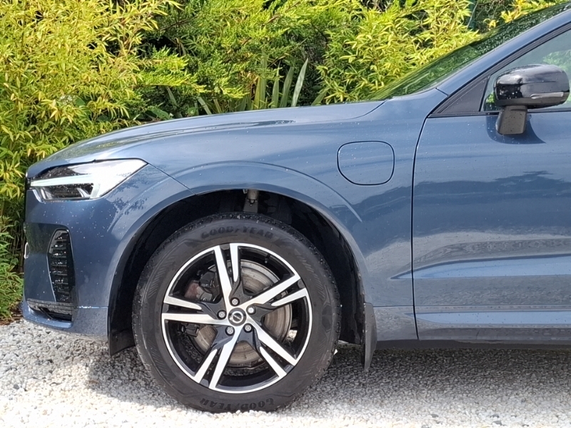 Volvo XC60 Xc60 R-design B5 Mhev Awd White #19