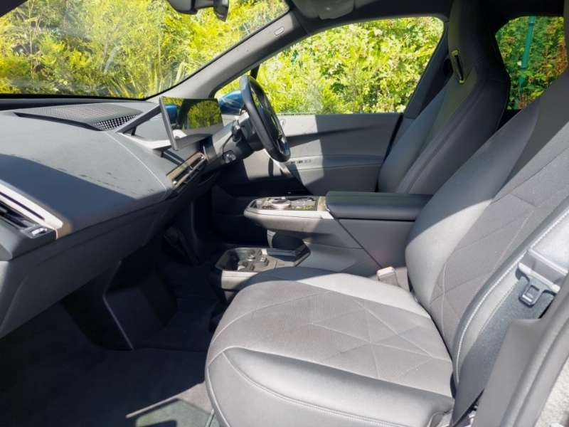 BMW iX 240Kw Xdrive40 M Sport 76.6Kwh Blue #5
