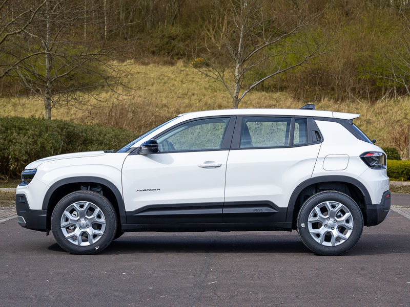 Jeep Avenger 1.2 E-hybrid Altitude Dct White #4