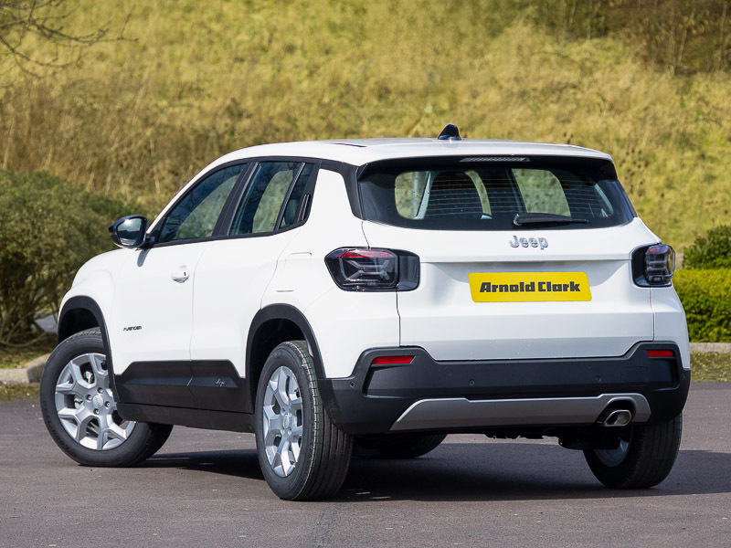 Jeep Avenger 1.2 E-hybrid Altitude Dct White #2
