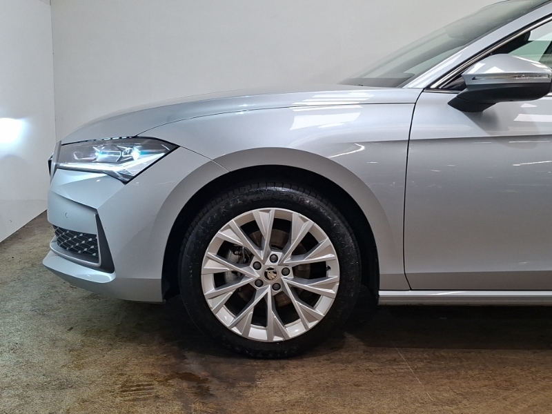 Skoda Superb 2.0 Tdi Se L Dsg Grey #19