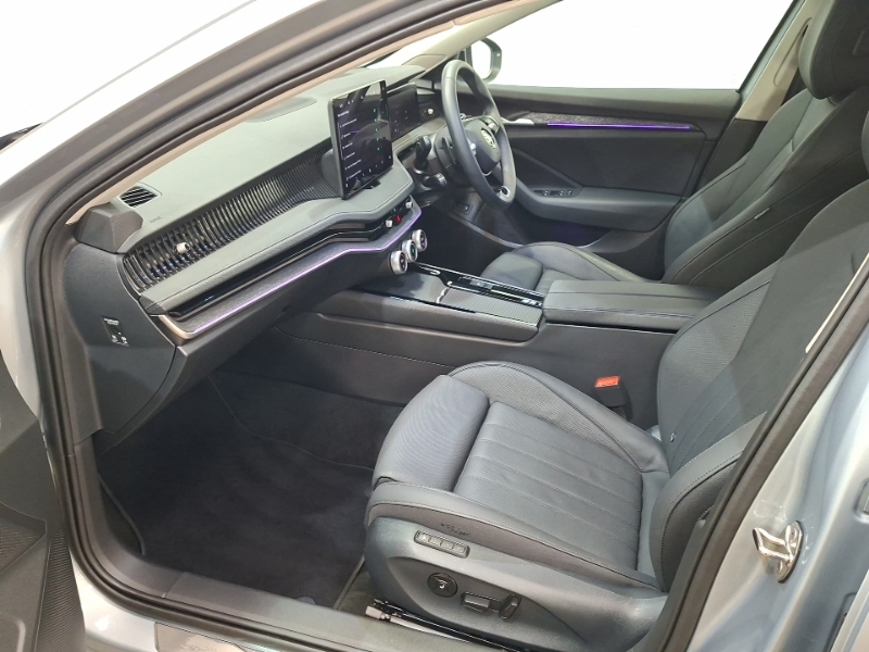 Skoda Superb 2.0 Tdi Se L Dsg Silver #5