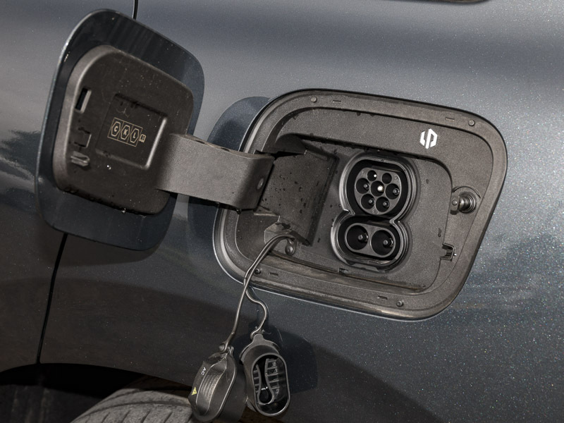 Leapmotor C10 158Kw Hybrid Ev 28Kwh Green #17
