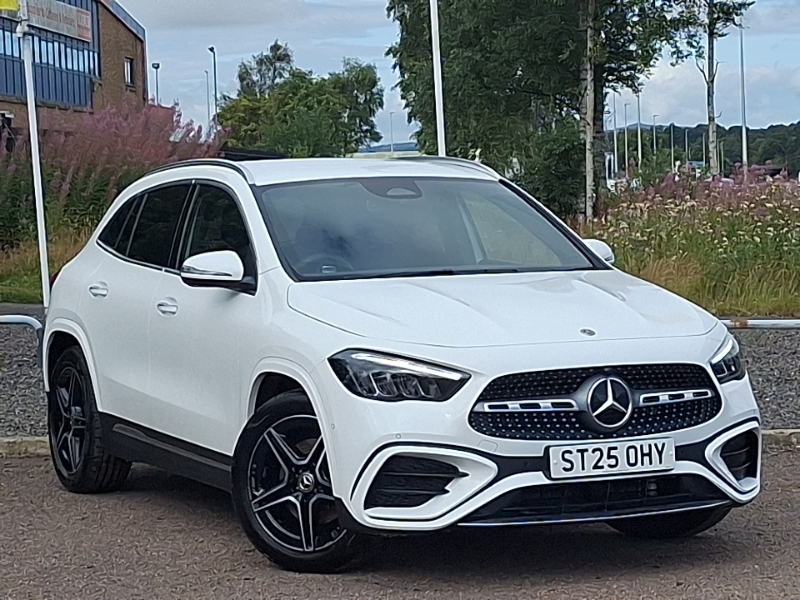 Mercedes-Benz GLA Class Gla 200 Amg Line Executive White
