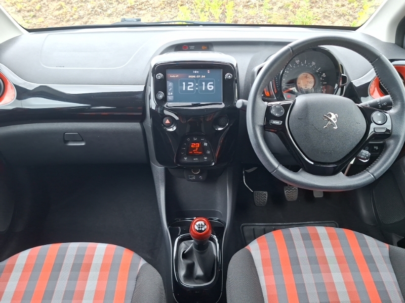 Peugeot 108 1.0 72 Active Red #3