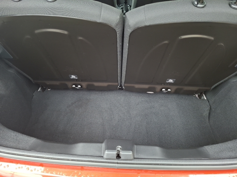 Peugeot 108 108 Collection Top White #18