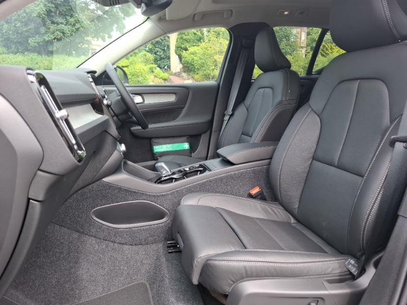 Volvo XC40 2.0 B4p Ultra Dark Black #5