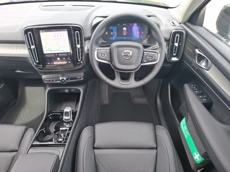 Volvo XC40 2.0 B3p Plus Dark Estate Blue #8