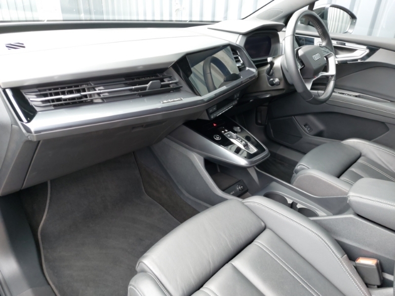 Audi Q4 E Tron 210Kw 45 82Kwh S Line Leather Black #4