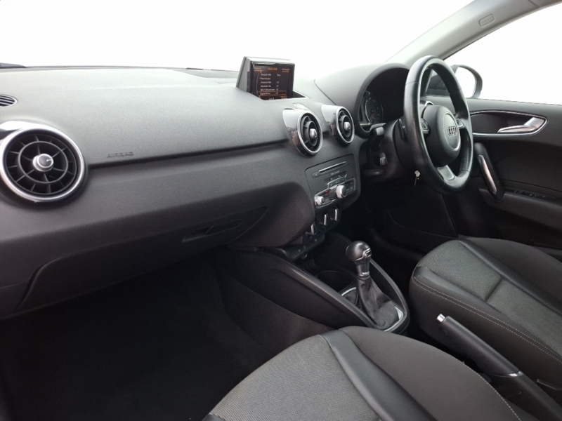 Audi A1 1.4 Tfsi Sport S Tronic Black #5