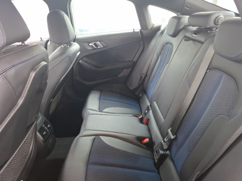 BMW 2 Series 218I 136 M Sport Dct Black #6