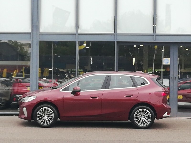 BMW 2 Series 220I Mht Luxury Dct Red #4