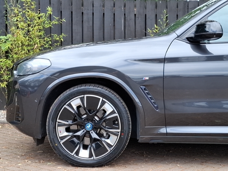 BMW iX3 Ix3 210Kw Premier Edition 80Kwh Black #19