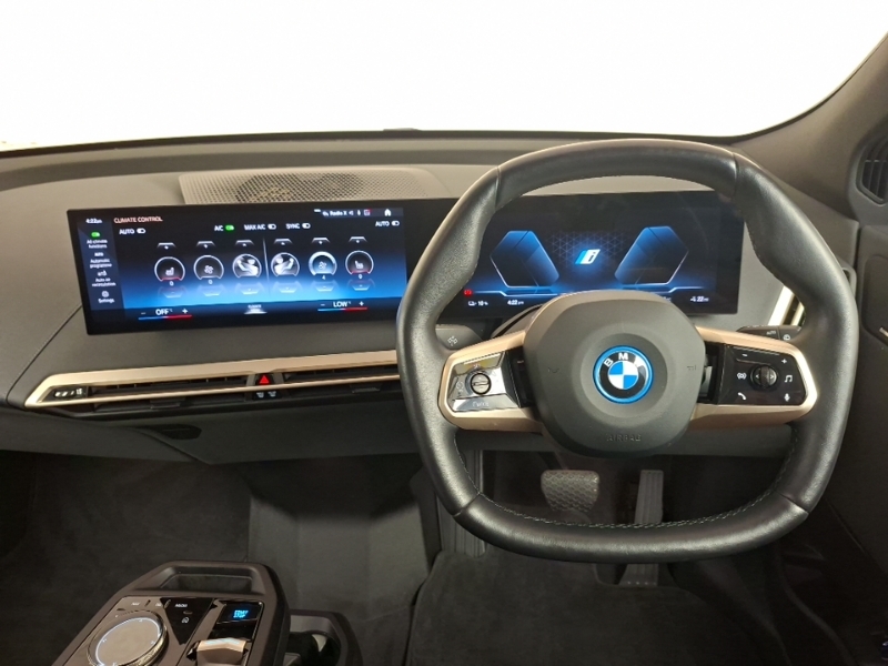BMW iX 240Kw Xdrive40 M Sport 76.6Kwh Black #5