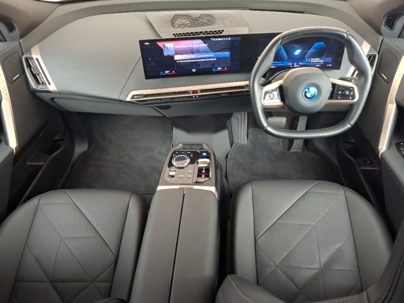 BMW iX 240Kw Xdrive40 M Sport 76.6Kwh Black #4