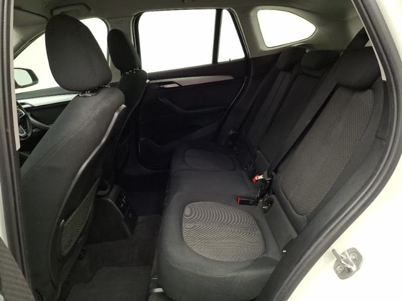 BMW X1 Sdrive 18I Se White #6