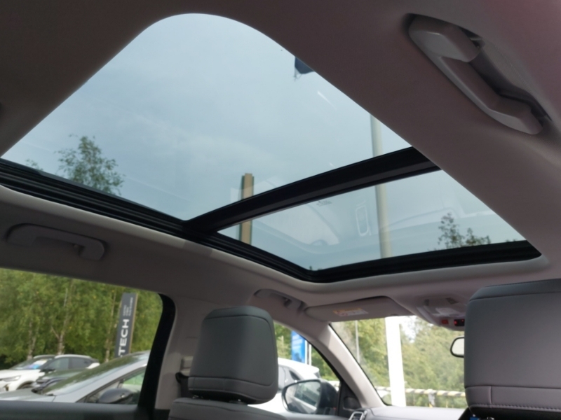 Citroen C5 Aircross Hatchback White #14