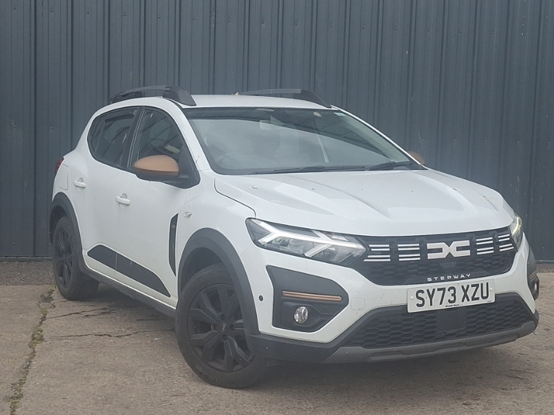 Dacia Sandero Stepway 1.0 Tce Extreme Cvt White