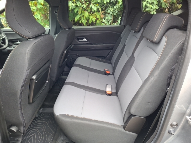 Dacia Jogger 1.6 Hev Extreme Grey #6
