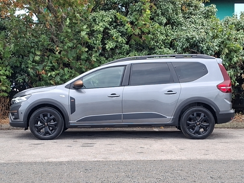 Dacia Jogger 1.6 Hev Extreme Grey #4