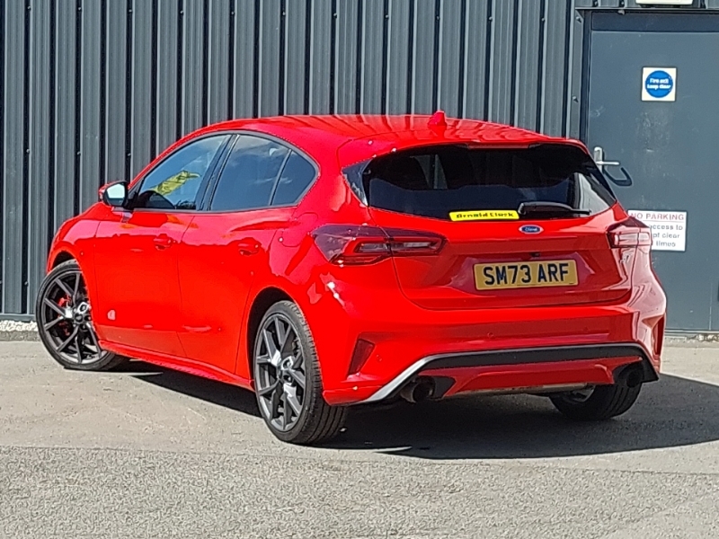 Ford Focus 2.3 Ecoboost St Red #2
