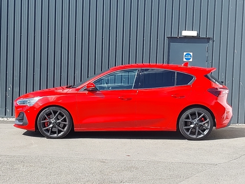 Ford Focus 2.3 Ecoboost St Red #4