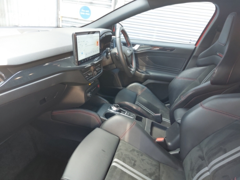 Ford Focus 2.3 Ecoboost St Red #5