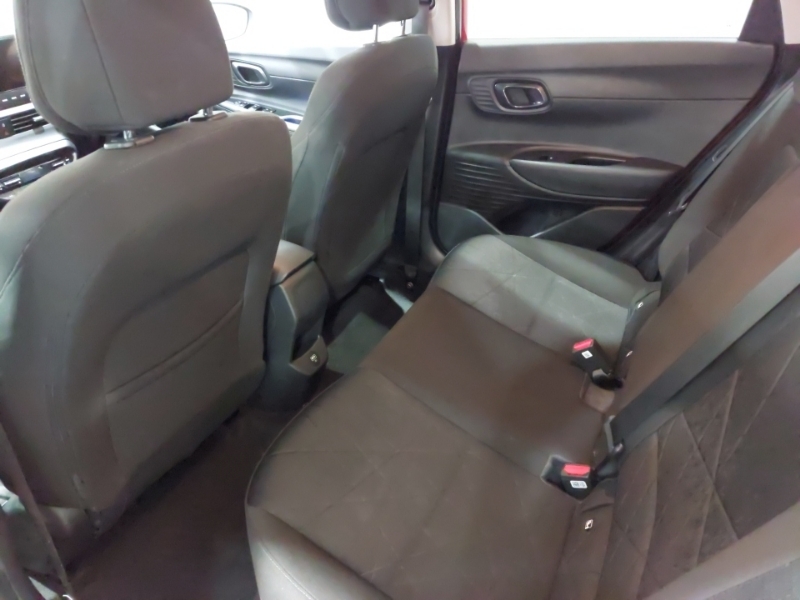 Hyundai Bayon 1.0 Tgdi 48V Mhev Premium Dct Red #6