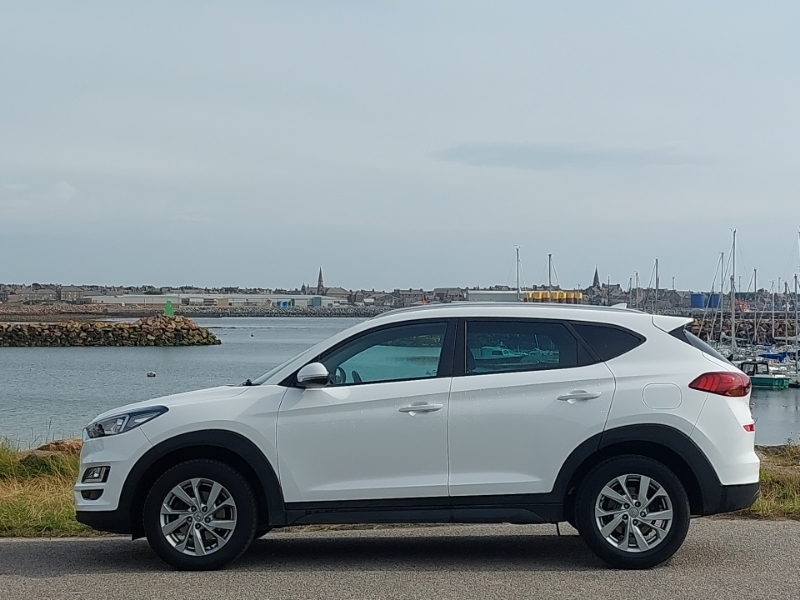 Hyundai Tucson 1.6 Gdi Se Nav 2Wd White #4