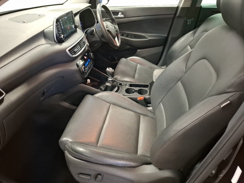Hyundai Tucson 1.6 Tgdi 177 Premium 2Wd Black #5