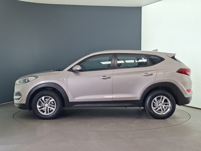 Hyundai Tucson 1.6 Gdi Blue Drive S 2Wd Beige #4