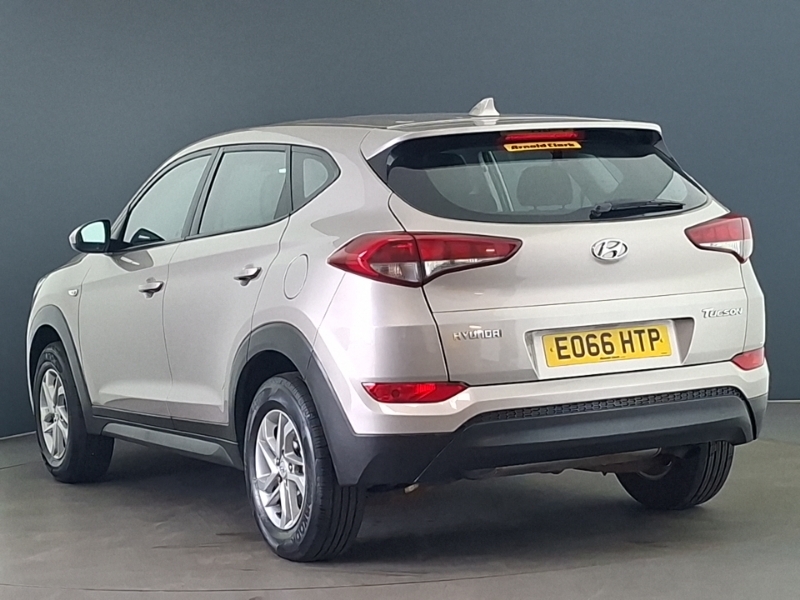 Hyundai Tucson 1.6 Gdi Blue Drive S 2Wd Beige #2