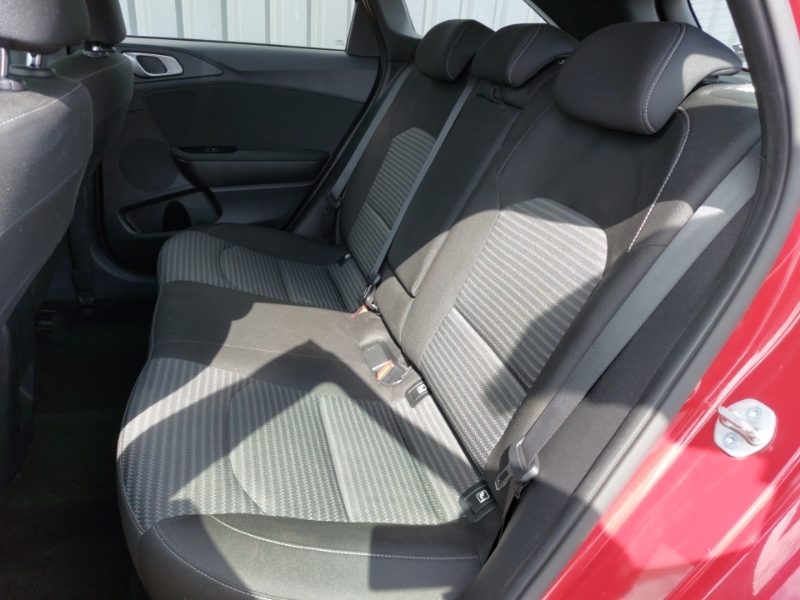 Kia Ceed 1.5T Gdi Isg 2 Red #6
