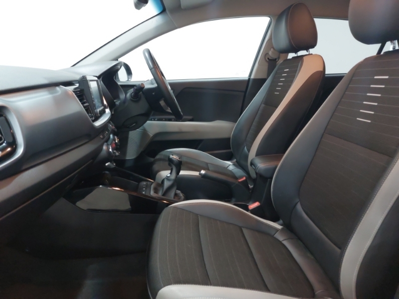 Kia Stonic 1.0T Gdi First Edition Black #5