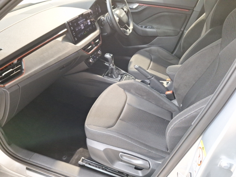 Skoda Kamiq 1.0 Tsi Design Edition Dsg Silver #5