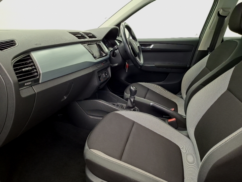 Skoda Fabia 1.2 Tsi 90 Se Beige #5
