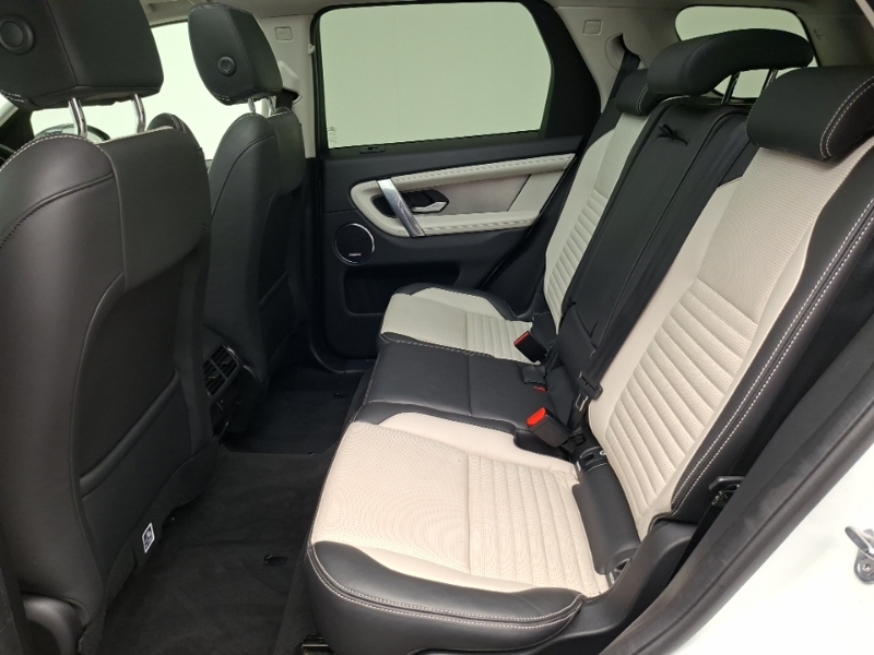 Land Rover Discovery Sport 1.5 P300e R-dynamic Hse 5 Seat White #6