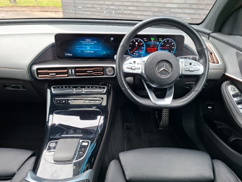 Mercedes-Benz EQC Amg Line Black #8