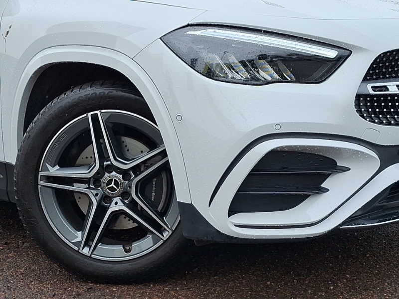 Mercedes-Benz GLA Class 2.0 Gla200d Amg Line Executive Suv 8G Black #20