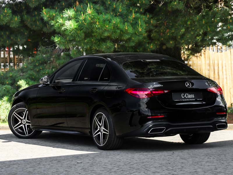Mercedes-Benz C Class C300e Urban Edition 9G-tronic Black #2