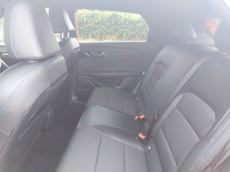 MG MG4 150Kw Trophy Ev Long Range 64Kwh Orange #6