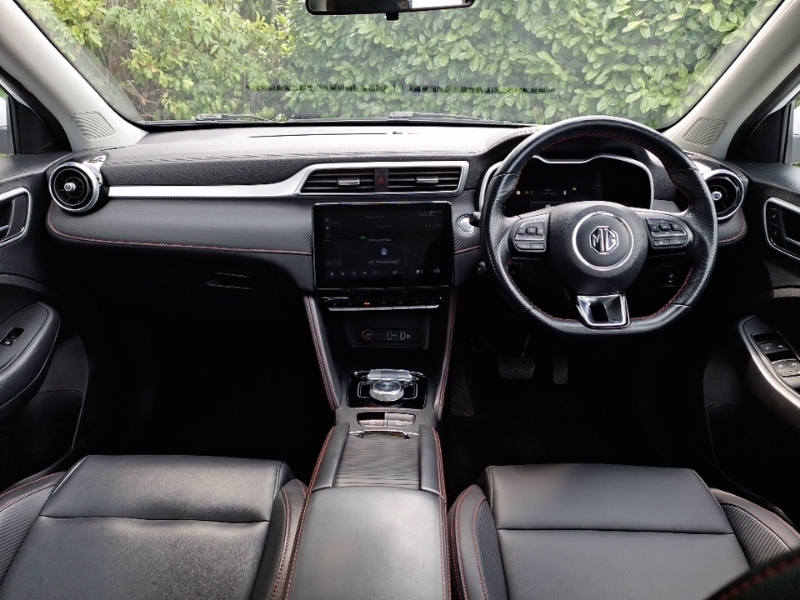 MG ZS 115Kw Trophy Connect Ev Long Range73kwh White #3